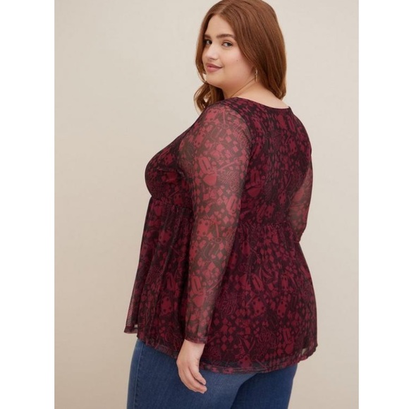 TORRID NWT DISNEY VILLAINS LONG SLEEVE CINCH FRONT TOP MESH QUEEN OF HEARTS - Picture 5 of 7